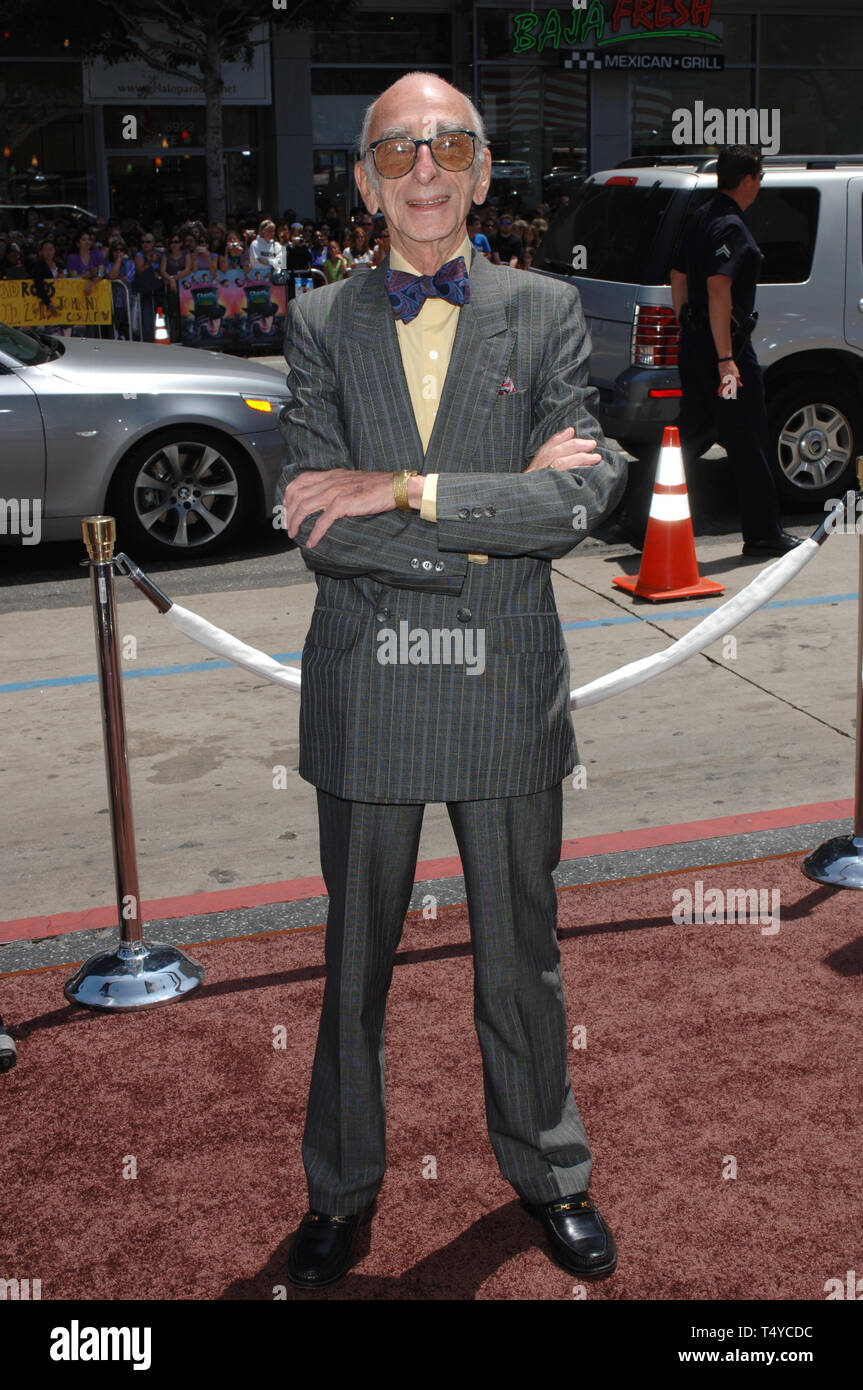 LOS ANGELES, CA. 10 juillet 2005 : l'acteur David Kelly lors de la première mondiale, à Hollywood, de son nouveau film Charlie et la chocolaterie. © 2005 Paul Smith / Featureflash Banque D'Images