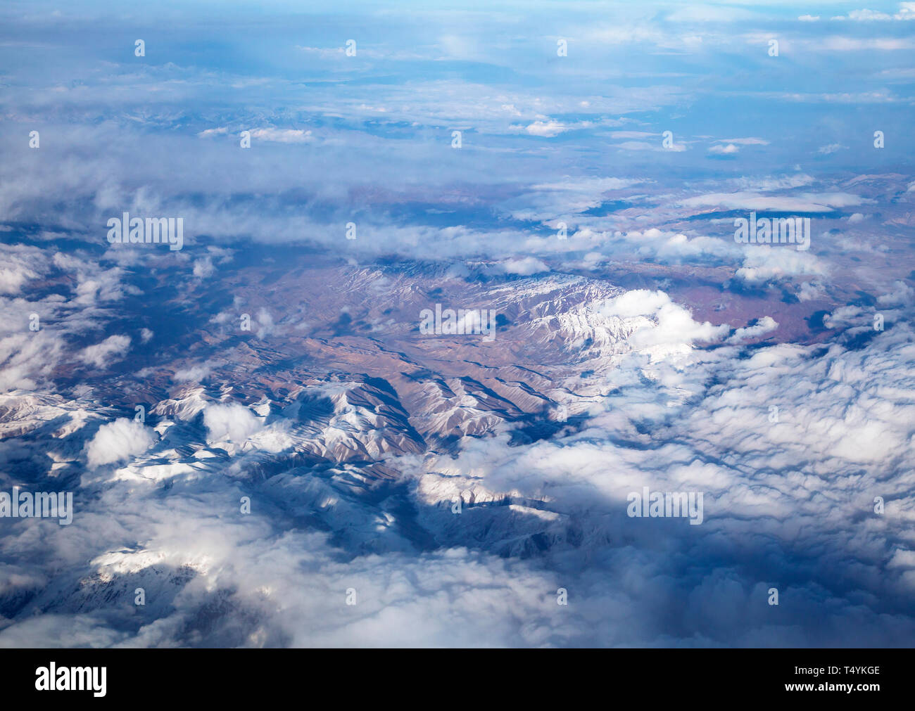 Montagnes, Vue d'avion Banque D'Images