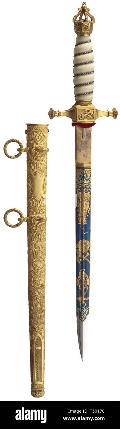 Count Felix von Luckner (1881 - 1966) - l'honneur de la société dague de Luckner, Düsseldorf, inspiré de la dague pour les officiers de la Marine impériale allemande, la lame avec le double de chaque côté, fullers et gravé, cadran, et doré (usure par endroits). Il porte le sceau du fabricant 'Alexander Coppel, Solingen' et comte von Luckner armoiries de la famille de l'encadré par des motifs de la marine avec l'inscription (tr) 'bravoure renommée amène de l'allemand - 20e siècle, Editorial-Use-seulement Banque D'Images