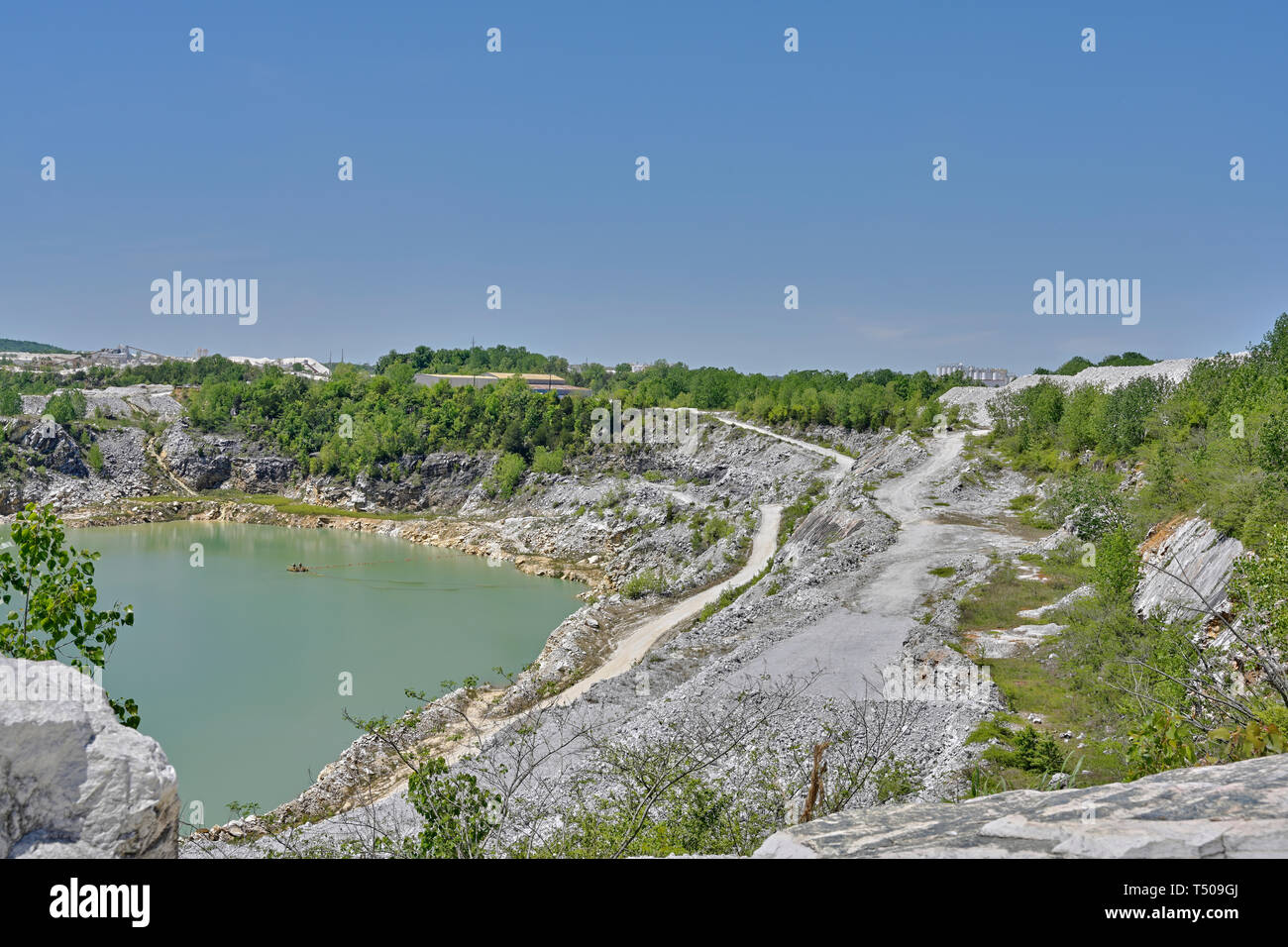 Partie de l'Imery - Carrière de roche en marbre du Gantt, rempli d'eau, près de l'Alabama, USA. Sylacauga Banque D'Images