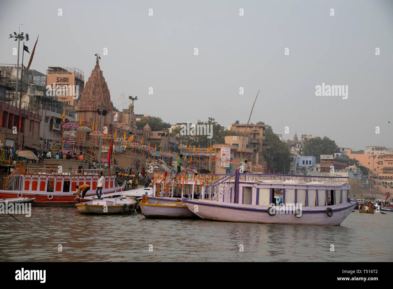 L'Inde, Uttar Pradesh, Varanasi, fleuve Gange Ghats et historique Banque D'Images