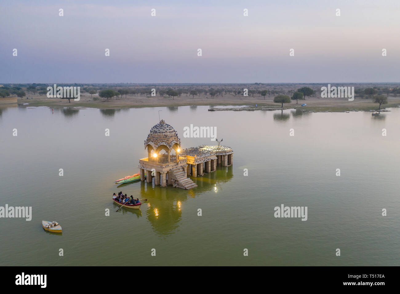 L'Inde, Rajasthan, Jaisalmer, Gadi Sagar Lake Banque D'Images
