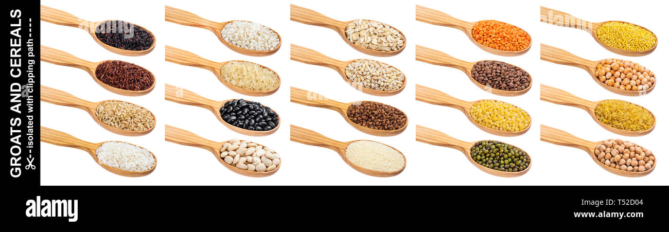 Cuillère en bois avec du porridge, différentes céréales, grains et flocons isolé sur fond blanc avec clipping path Banque D'Images