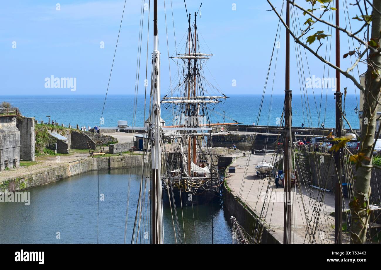 Tall Ship, Charlestown 100516 Banque D'Images