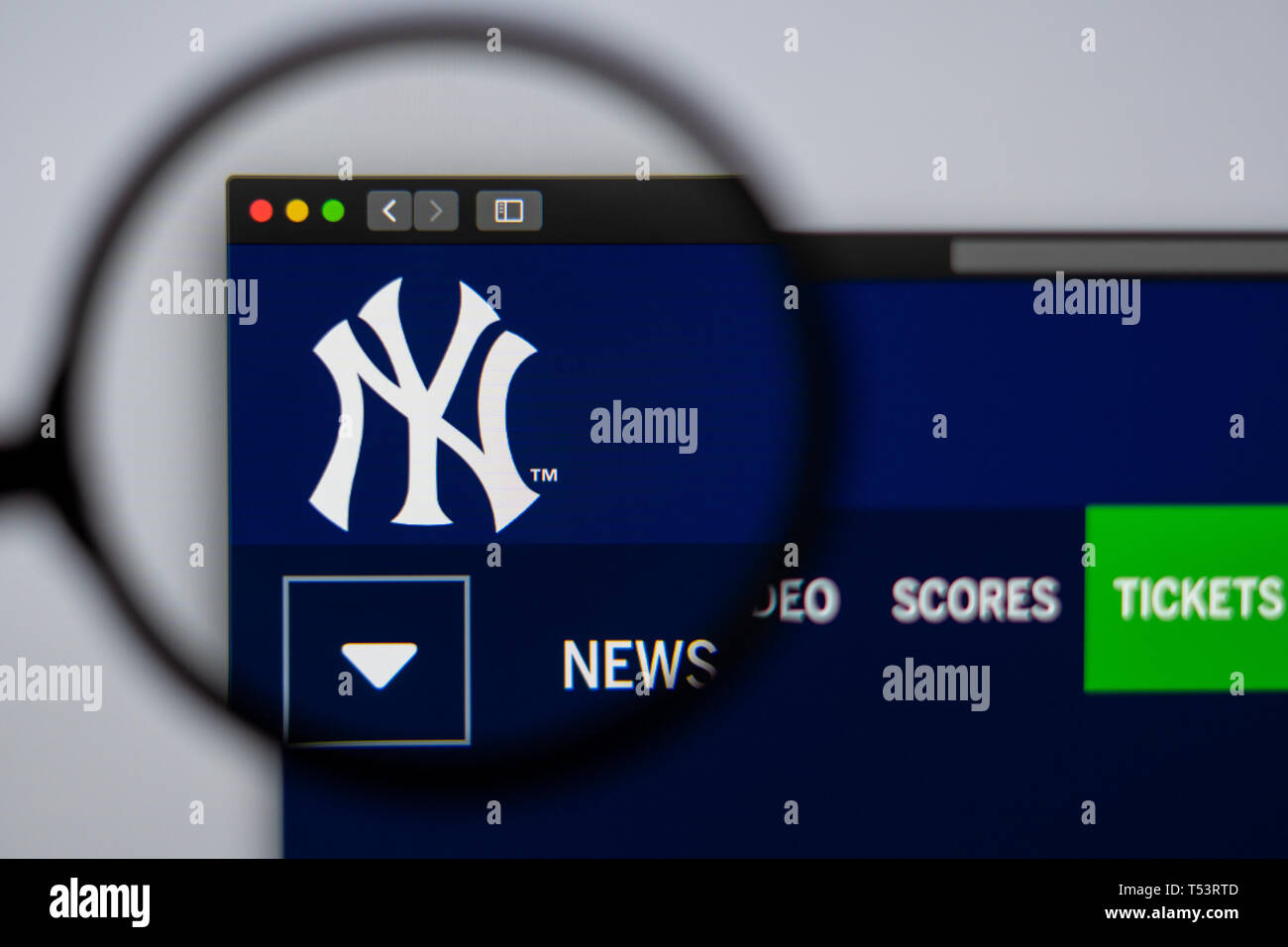 L'équipe de baseball des Yankees de New York d'accueil du site. Close up de logo pour l'équipe. Peut être utilisé comme illustration pour les médias ou d'autres sites web Banque D'Images