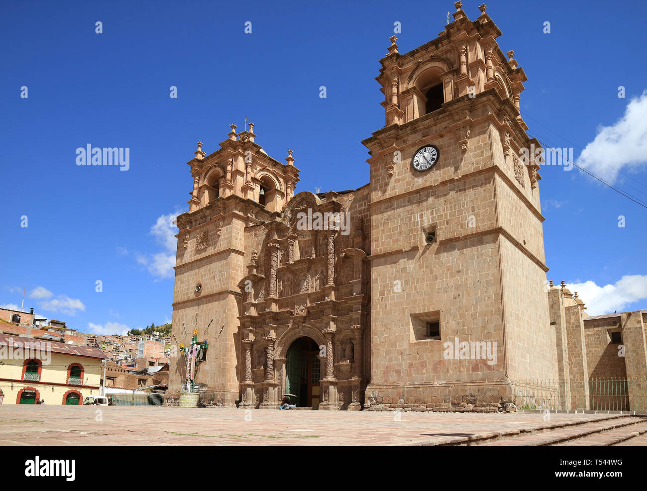 Basilique Cathédrale de Saint Charles Borromée à Puno, Pérou, Amérique du Sud Banque D'Images