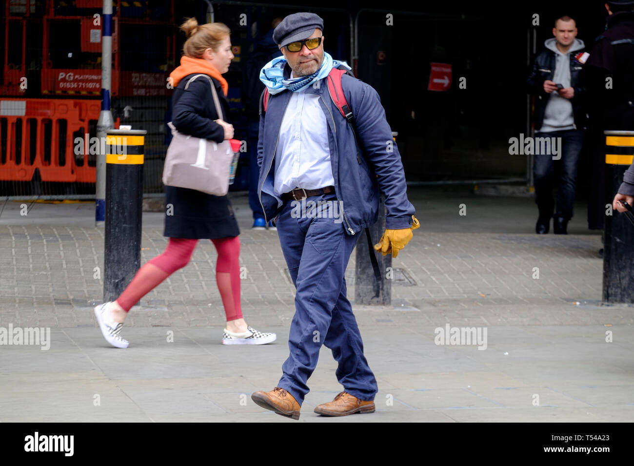 London street style : homme 40s Banque D'Images