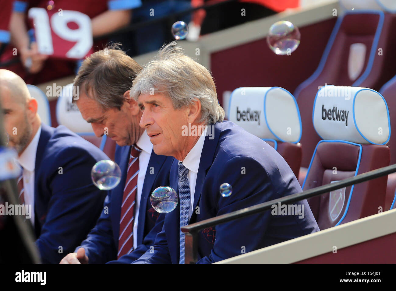 Londres, Royaume-Uni. 20 avril, 2019. West Ham United Manager Manuel Pellegrini au cours de la Premier League match entre West Ham United et Leicester City au Boleyn Ground, usage éditorial uniquement, licence requise pour un usage commercial. Aucune utilisation de pari, de jeux ou d'un seul club/ligue/dvd publications. Photographie peut uniquement être utilisé pour les journaux et/ou à des fins d'édition de magazines. Ne peut être utilisé pour les publications impliquant 1 joueur, 1 ou 1 concours club sans autorisation écrite de données Football Co Ltd. Pour toute question, veuillez c Crédit : MI News & Sport /Alamy Live News Banque D'Images