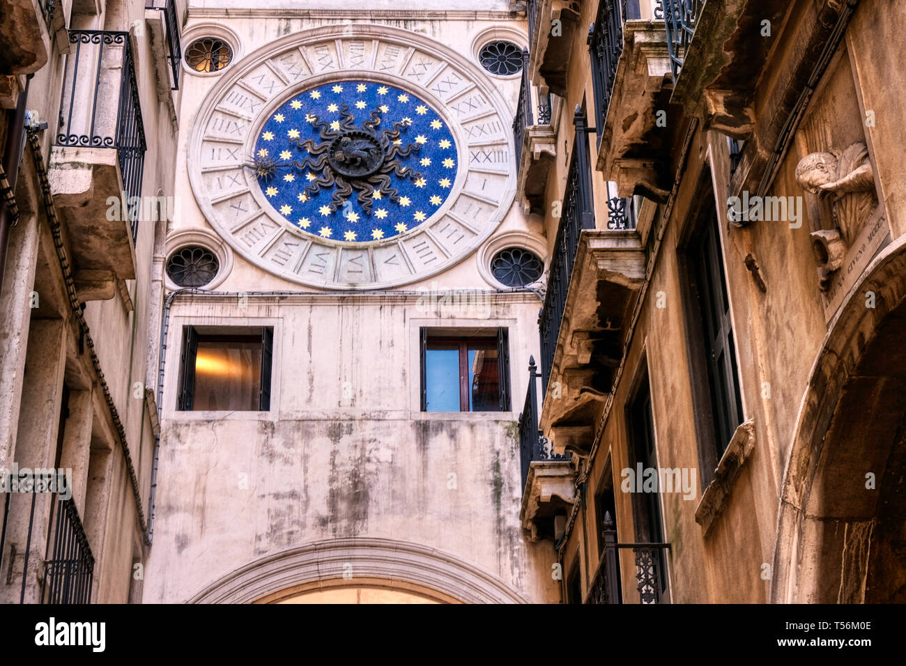 St Mark's Clocktower, également Torre dell'Orologio à Venise, Italie, célèbre monument sur la Piazza San Marco Banque D'Images