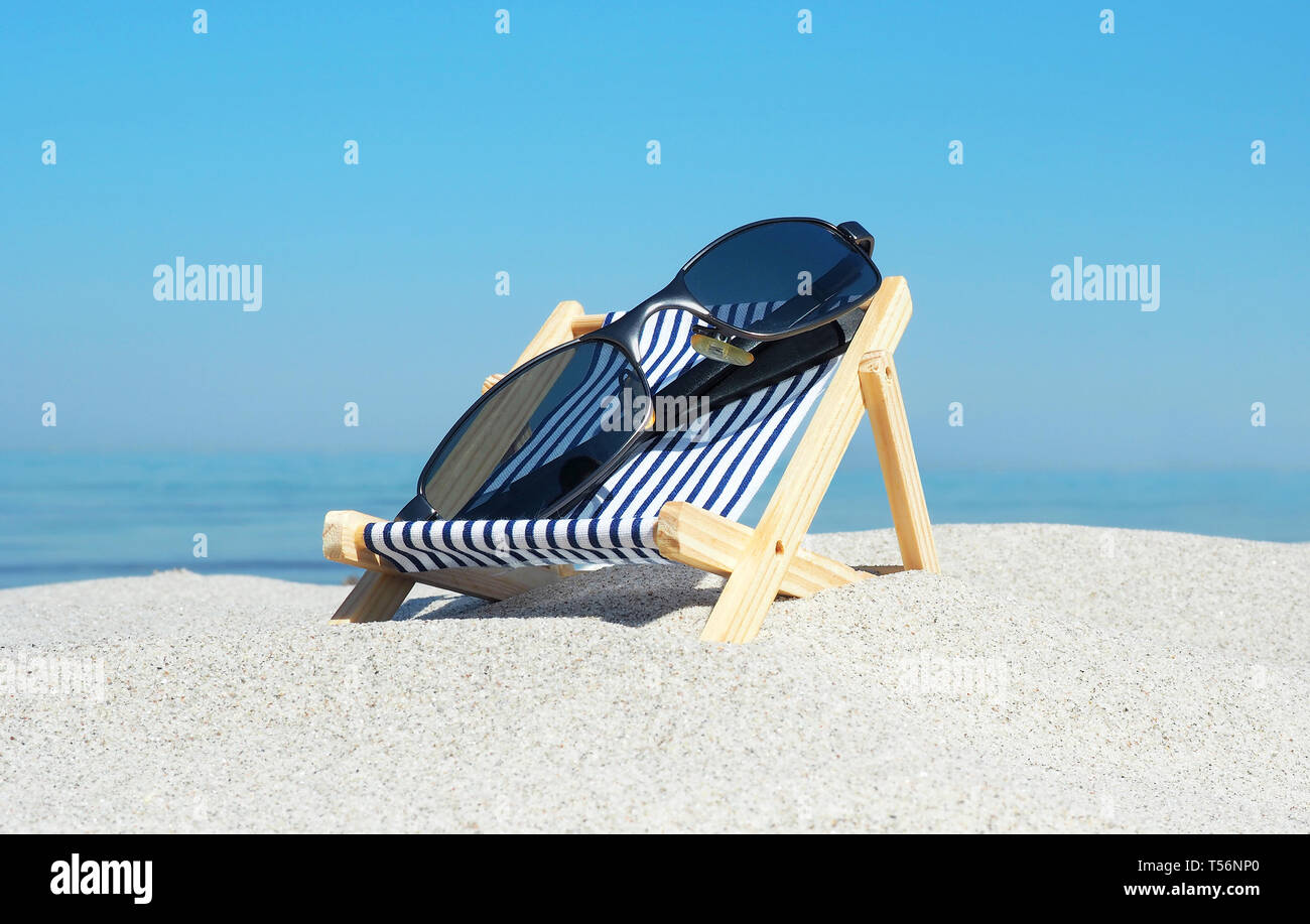 Détente sur la plage - Panorama Banque D'Images