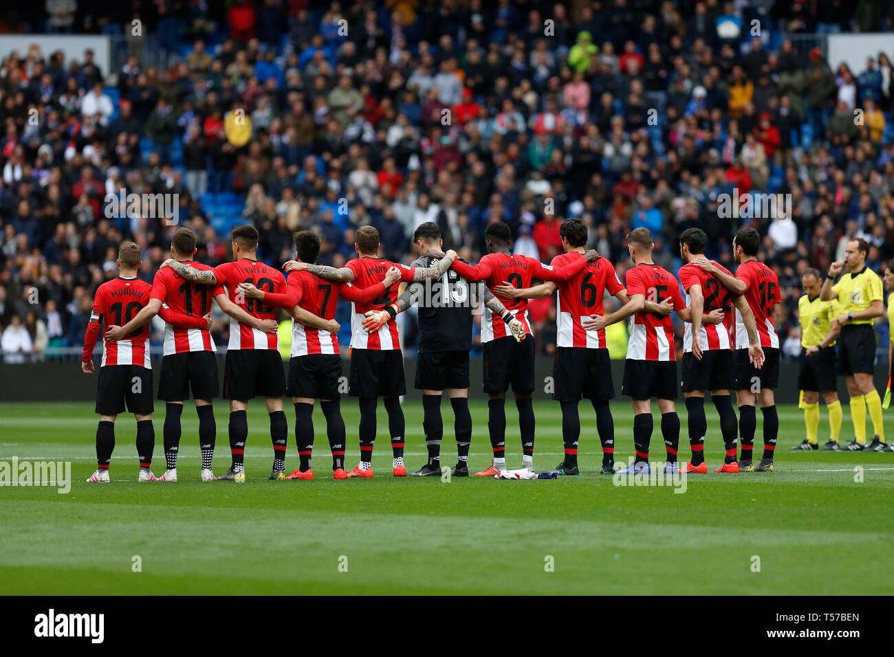 Madrid, Espagne. Apr 21, 2019. Athletic Club de Bilbao les joueurs sont vus avant le match de la Liga espagnole 33 ronde entre le Real Madrid et Ath Bilbao à Santiago Bernabeu à Madrid. (Score final ; Real Madrid 3 - 0 Athletic Club Bilbao) Credit : SOPA/Alamy Images Limited Live News Banque D'Images