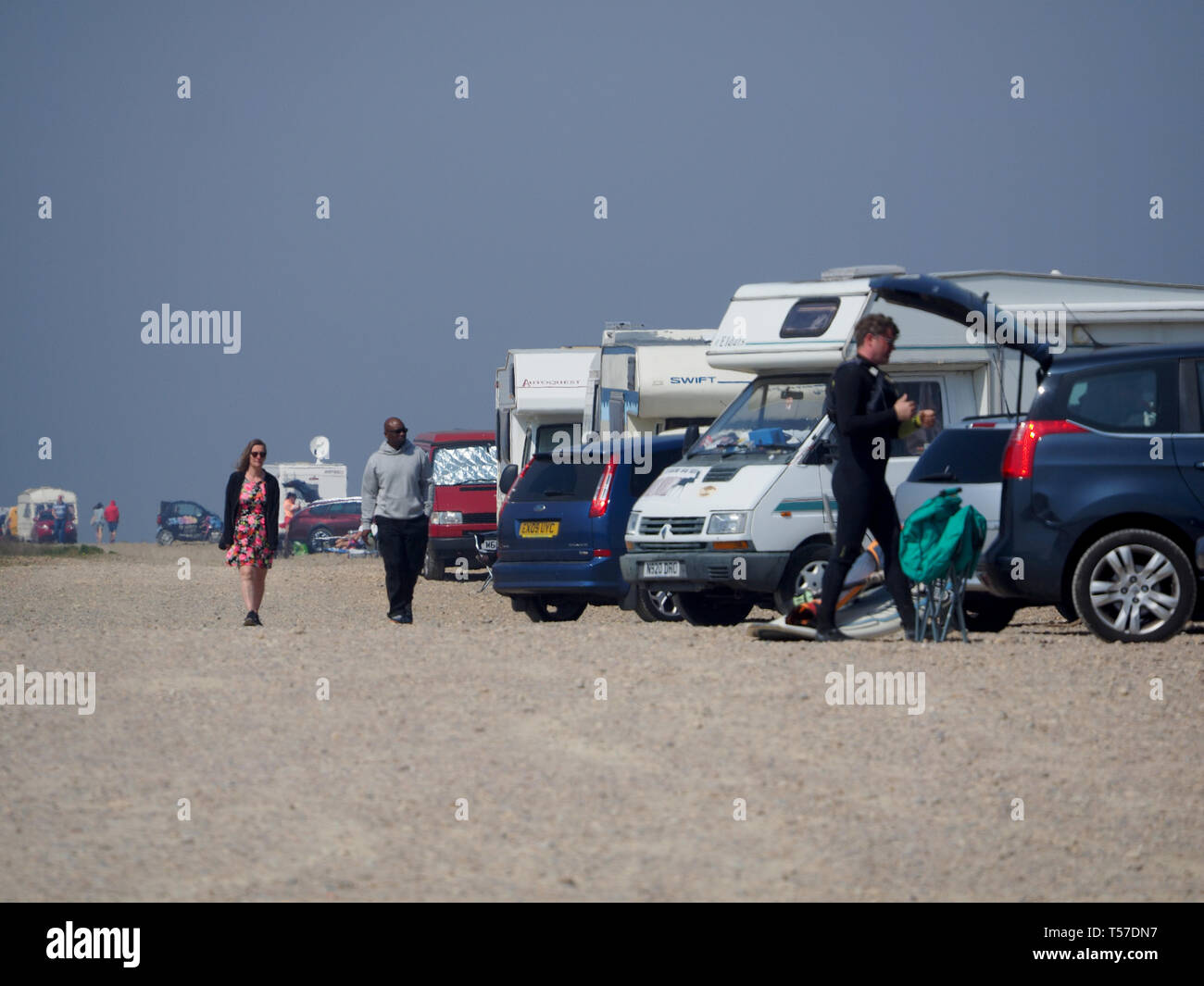 Minster sur Mer, Kent, UK. 22 avril, 2019. Royaume-uni : un temps ensoleillé et chaud de la banque lundi à Minster sur Mer, Kent. Credit : James Bell/Alamy Live News Banque D'Images