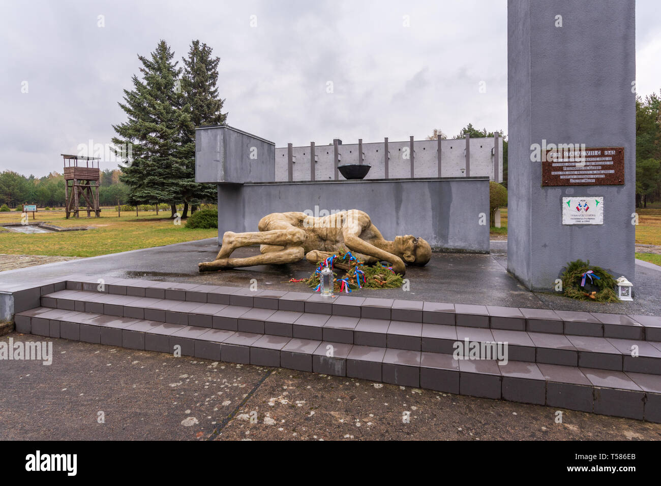 Le Stalag VIII C victimes Memorial, ancien camp de prisonniers ...