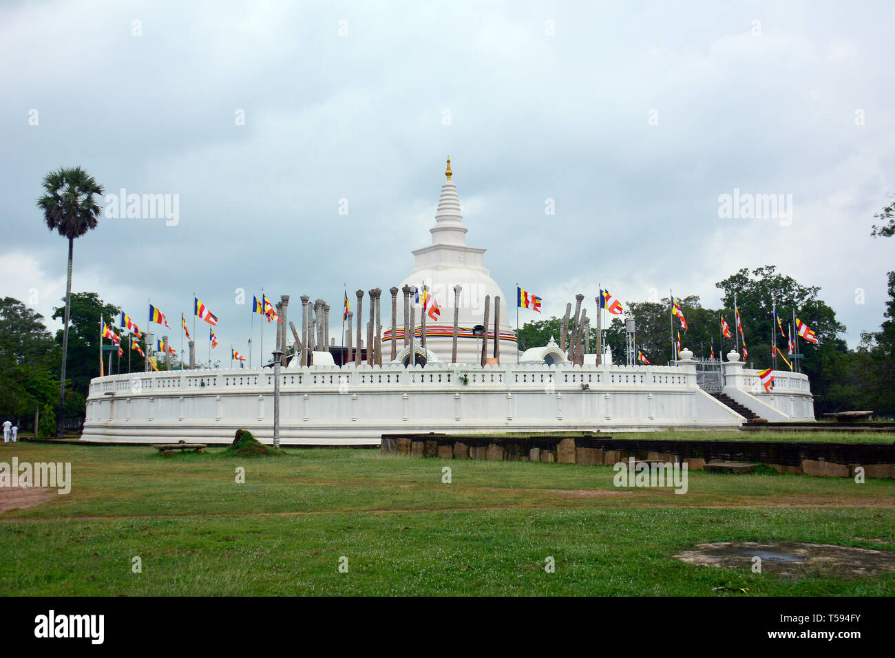 Thuparamaya stupa, Anuradhapura, Sri Lanka, Site du patrimoine mondial de l'UNESCO Banque D'Images