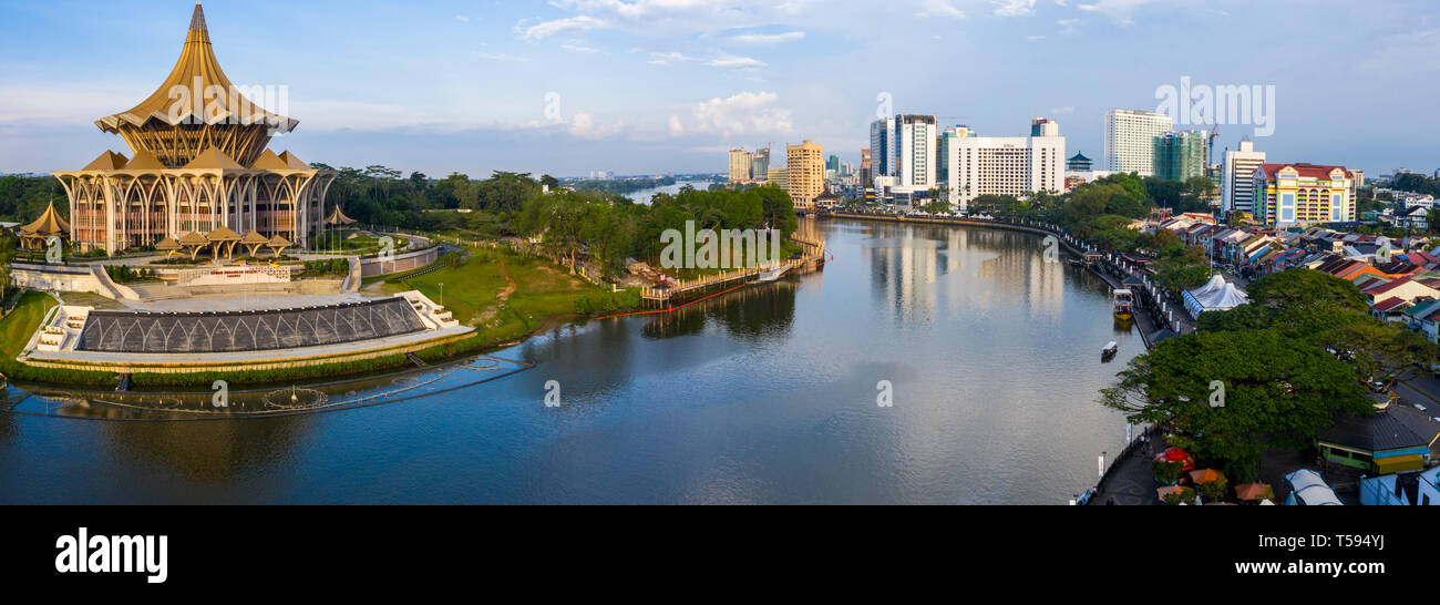 Vue aérienne, Kuching, Malaisie Bornéo Banque D'Images