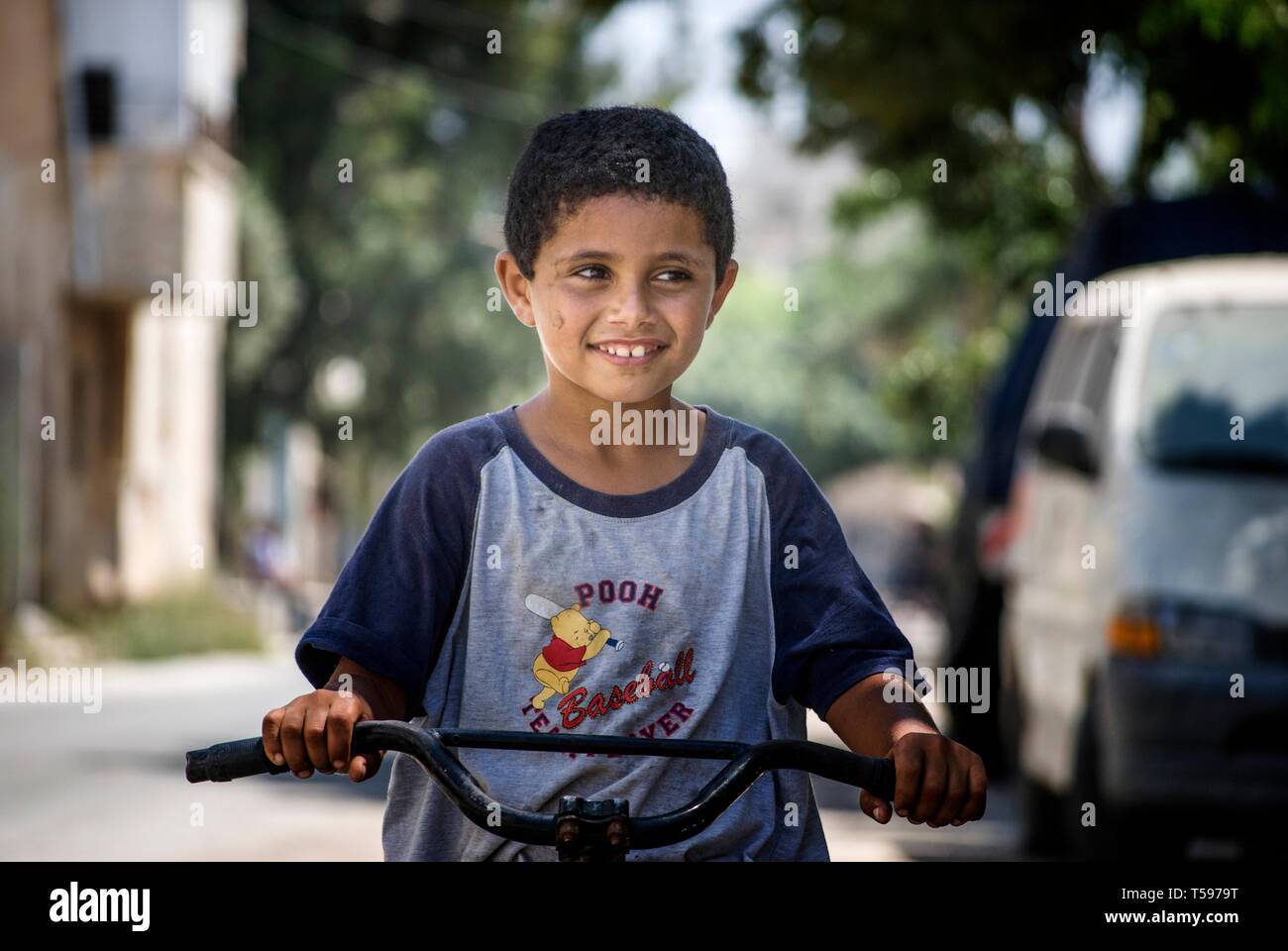 Garçon souriant Banque D'Images