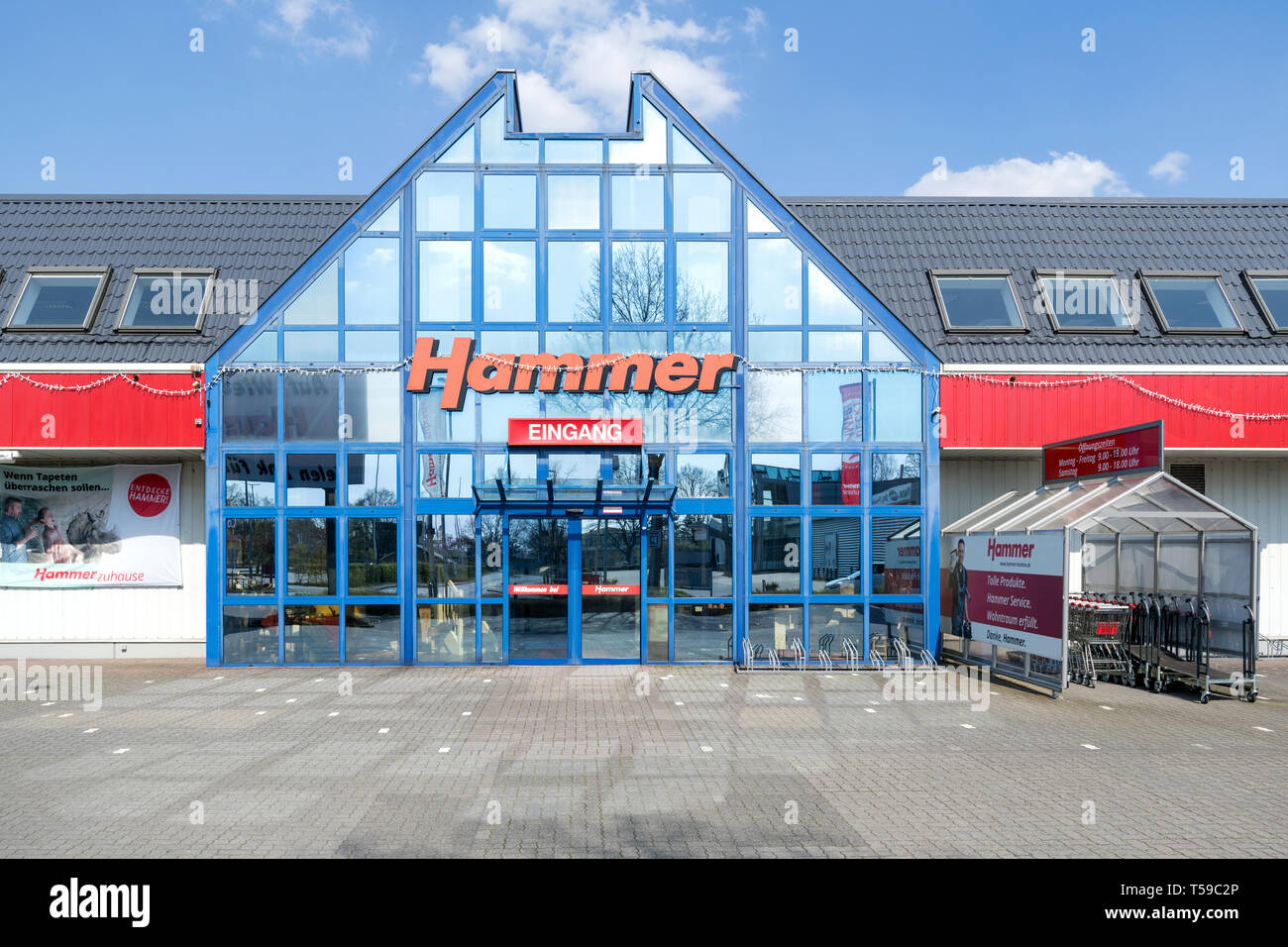 Hammer store à Delmenhorst, Allemagne. Hammer est une chaîne de détaillants allemands qui offre des produits et services autour du thème de l'aménagement intérieur. Banque D'Images