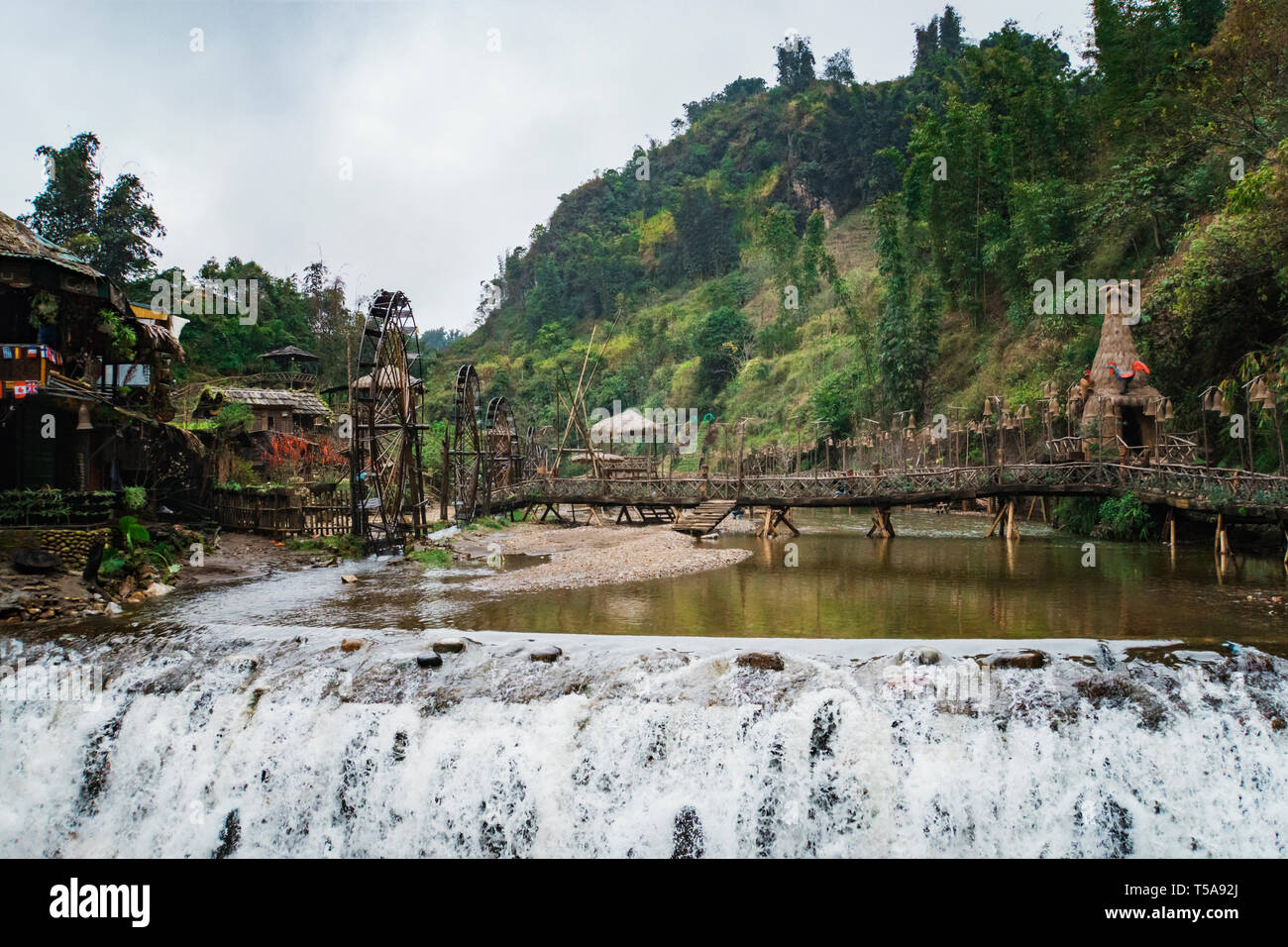 Village de Cat Cat, village traditionnel nommé Cat Cat près de Sapa. mode de vie traditionnel des petits peuples du nord du Vietnam. Banque D'Images