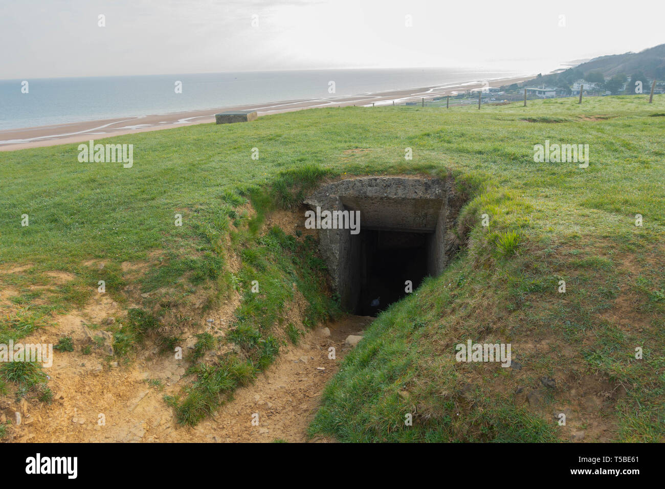 Colleville-sur-Mer, Omaha Beach, Normandie, France, March 28,2019, vestiges de l'important point fortifié allemand WN62, qui a été entièrement détruit durant Banque D'Images