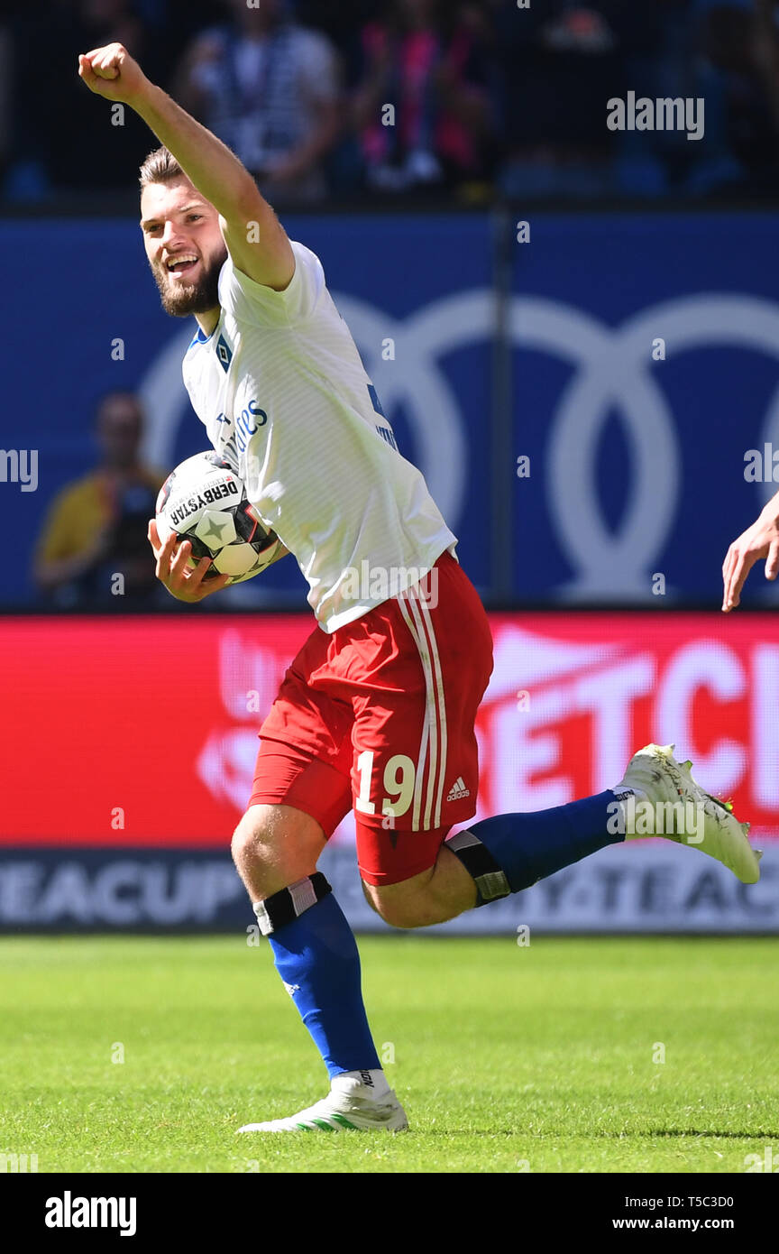 Hambourg, Allemagne - 20 avril : Manuel Wintzheimer de Hambourg célèbre après avoir marqué son premier but de l'équipe au cours de la deuxième match de Bundesliga entre H Banque D'Images