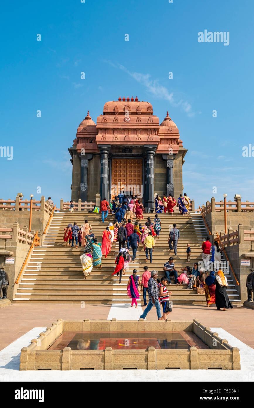 Vue verticale du rocher Vivekananda memorial à Kanyakumari, Inde. Banque D'Images