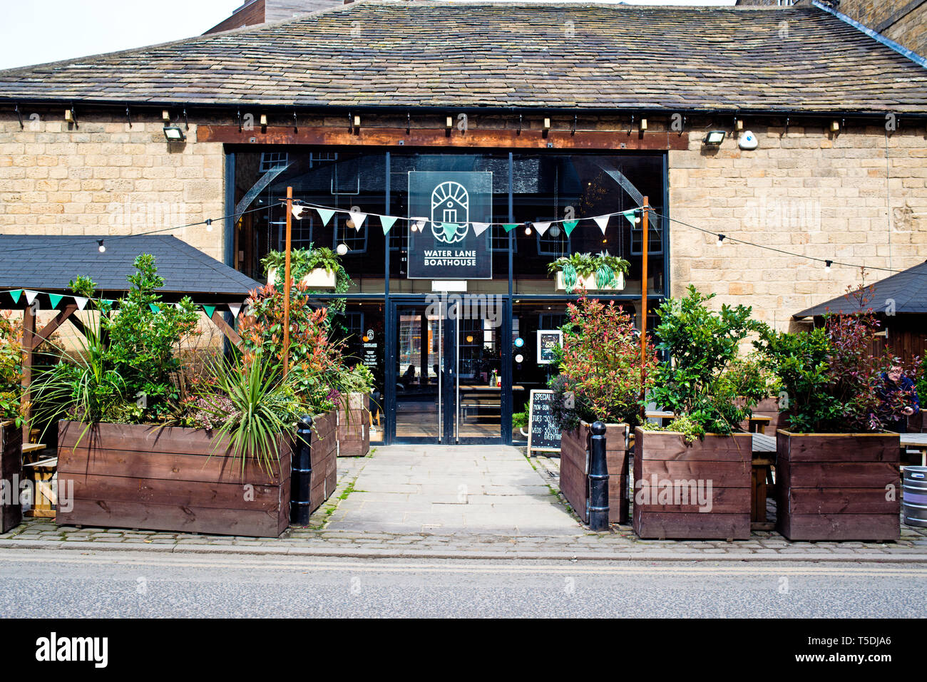 Boathouse Bar, l'eau de la rivière Lane, Leeds, Leeds, Angleterre Dock Banque D'Images