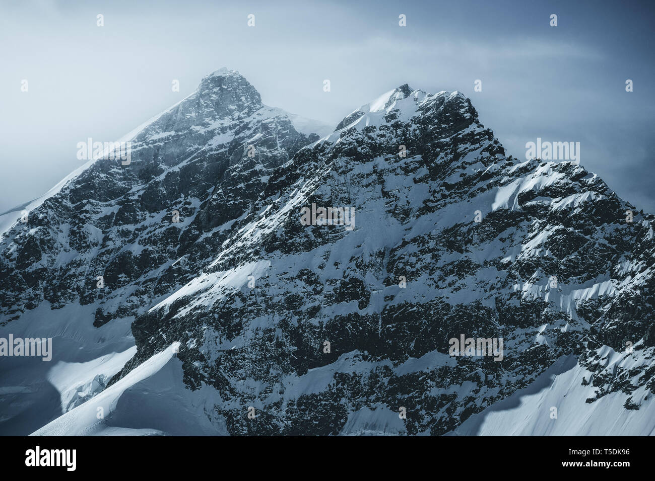 Glace éternelle, paysage de glace et glaciers impressionnants - Aletsch, Eiger et Jungfraujoch dans les Alpes Suisses Banque D'Images