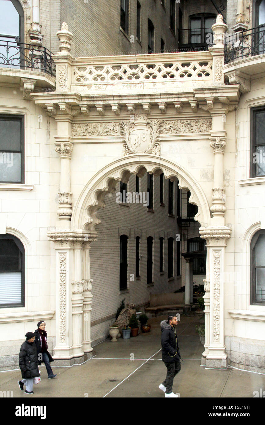 Belle entrée de l'historique Braender, Condo à Manhattan, New York, USA Banque D'Images