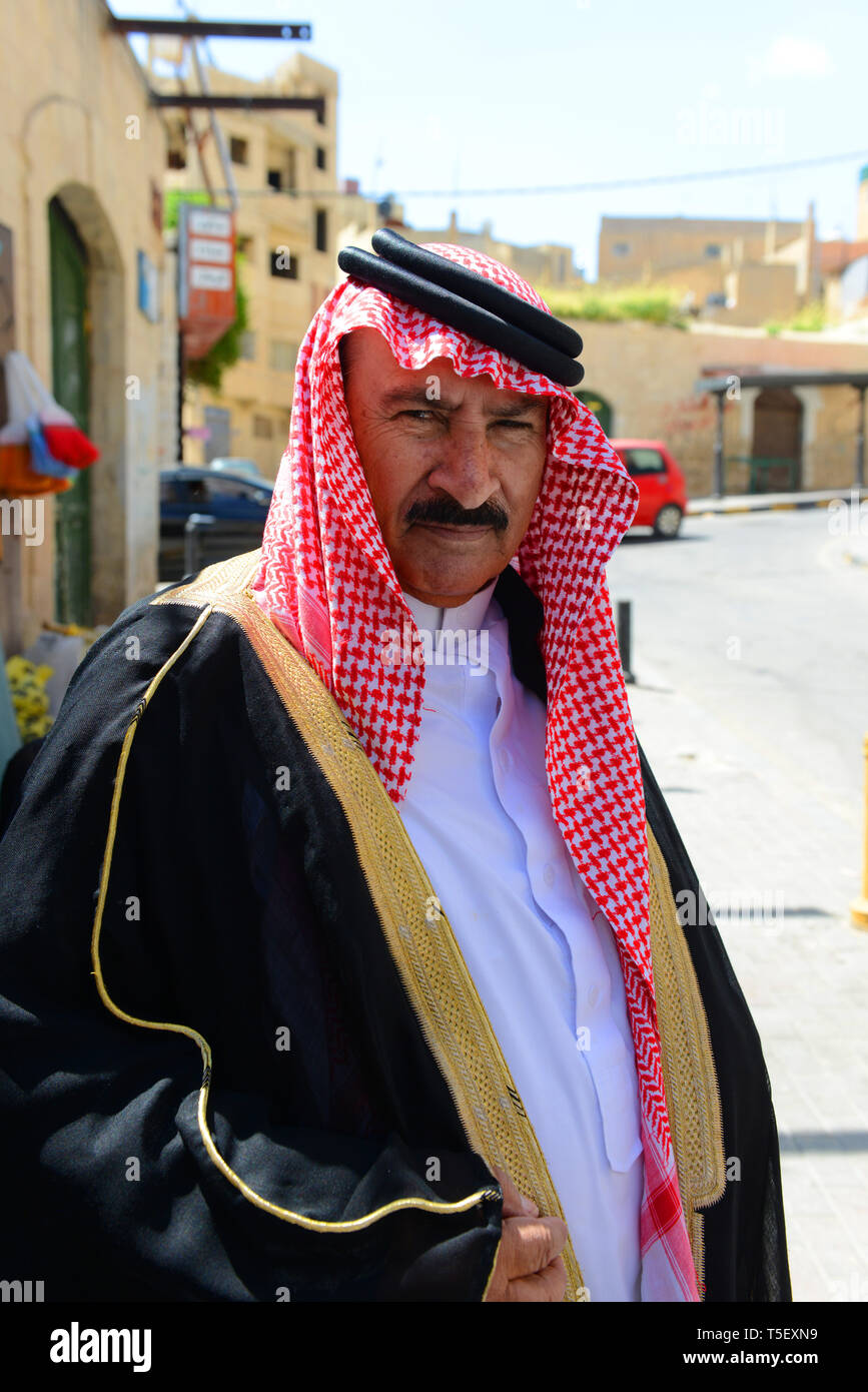 Homme jordanien Banque de photographies et d images a haute resolution Alamy