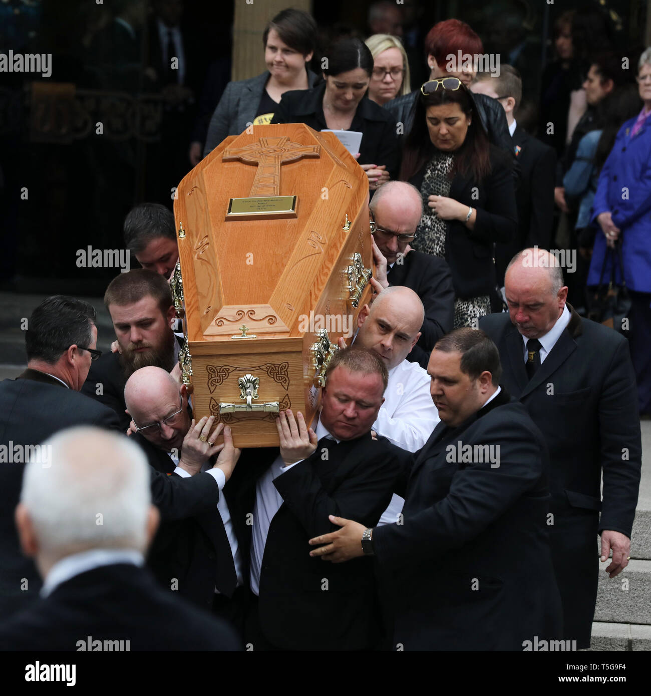 Funérailles de victimes de terrorisme, journaliste Lyra McKee, dans la région de Belfast, en Irlande du Nord Banque D'Images