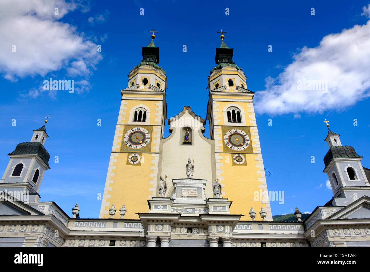 L'Italie, le Tyrol du Sud, Trentin-Haut-Adige, Brixen, cathédrale Mariae Himmelfahrt à Cathedral Square Banque D'Images