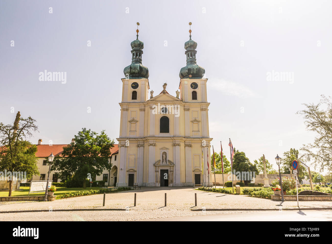 L'Autriche, Burgenland, Frauenkirchen, basilique Maria Geburt Banque D'Images