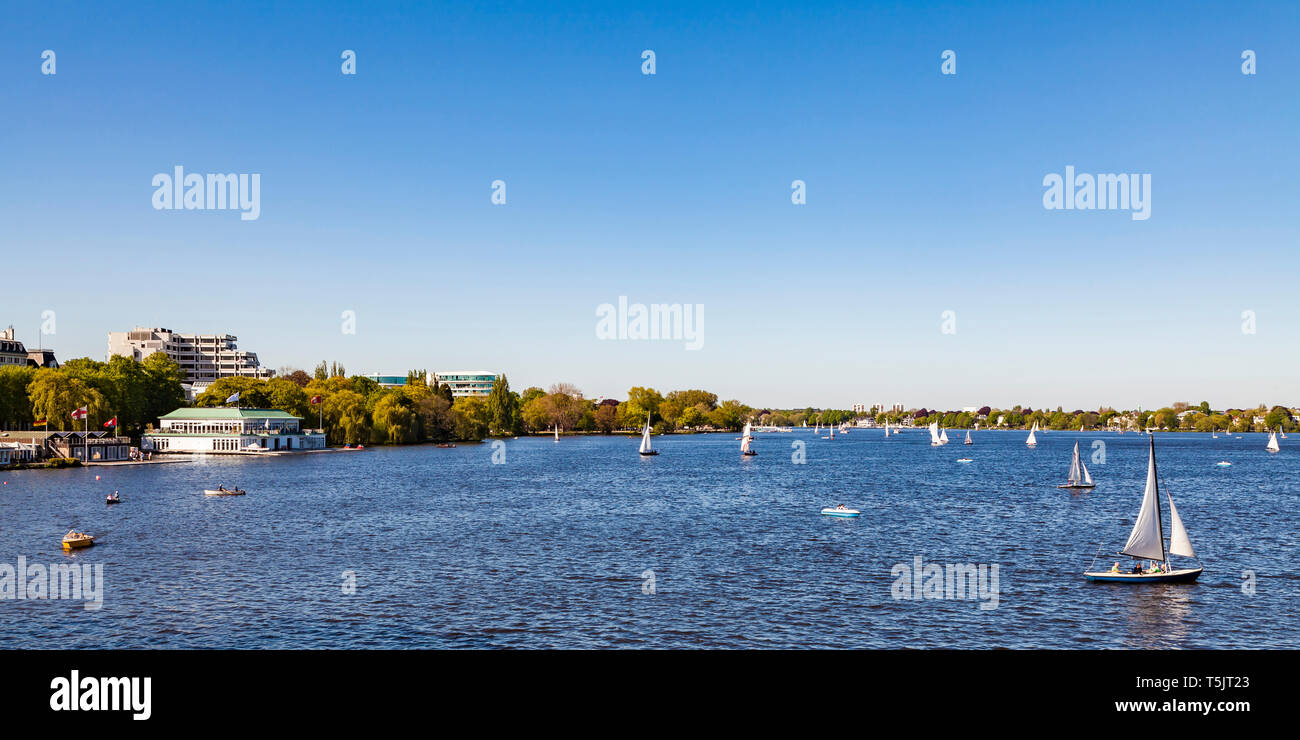 Allemagne, Hambourg, voiliers sur le lac Alster Banque D'Images