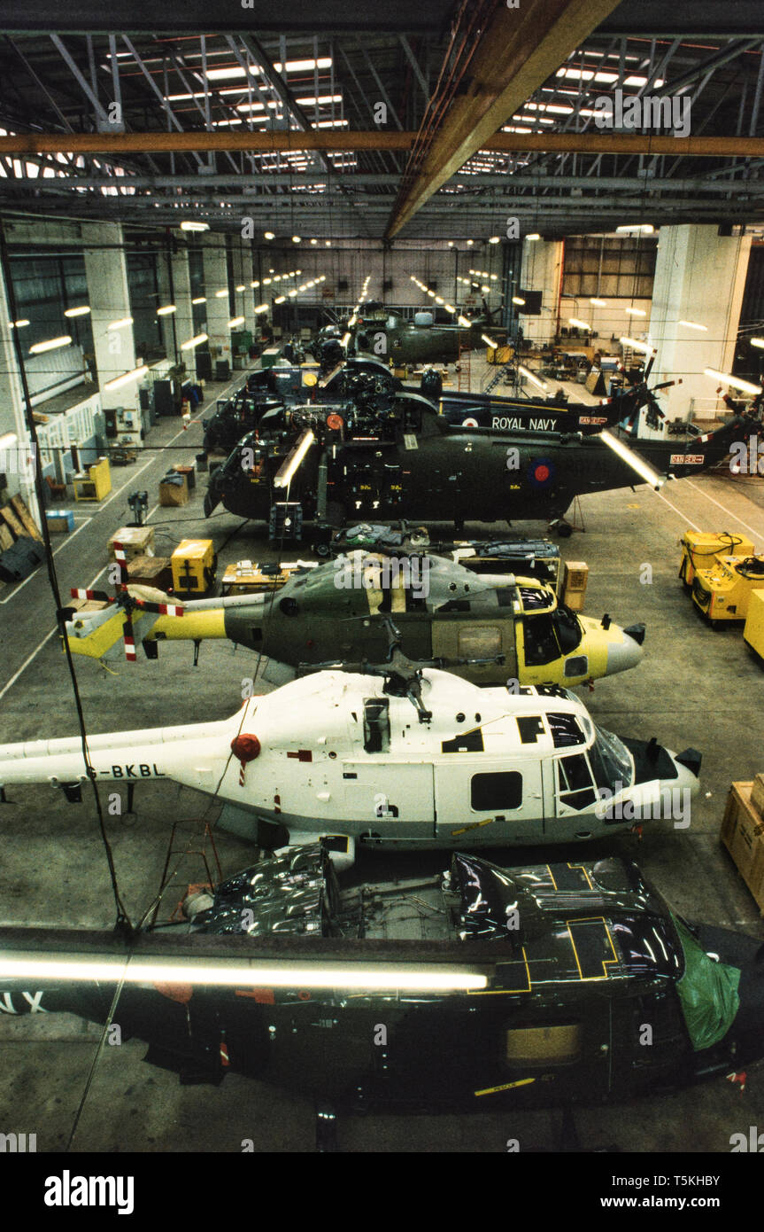 Westland Helicopters à Yeovil, Somerset, Angleterre. 1985 Westland Helicopters était un British Aerospace company. Westland Aircraft, à l'origine axés sur la société hélicoptères après la Seconde Guerre mondiale. Elle a fusionné avec plusieurs autres entreprises britanniques en 1960 et 1961. En 2000, elle a fusionné avec l'Italien fabricant de l'hélicoptère Agusta pour former AgustaWestland,[1] qui à son tour fusionné dans Leonardo-Finmeccanica en 2016. L'affaire Westland en 1985-86 a été un épisode où Margaret Thatcher, Premier Ministre du Royaume-Uni, et son secrétaire d'État à la défense, Michael Heseltine, a publ Banque D'Images