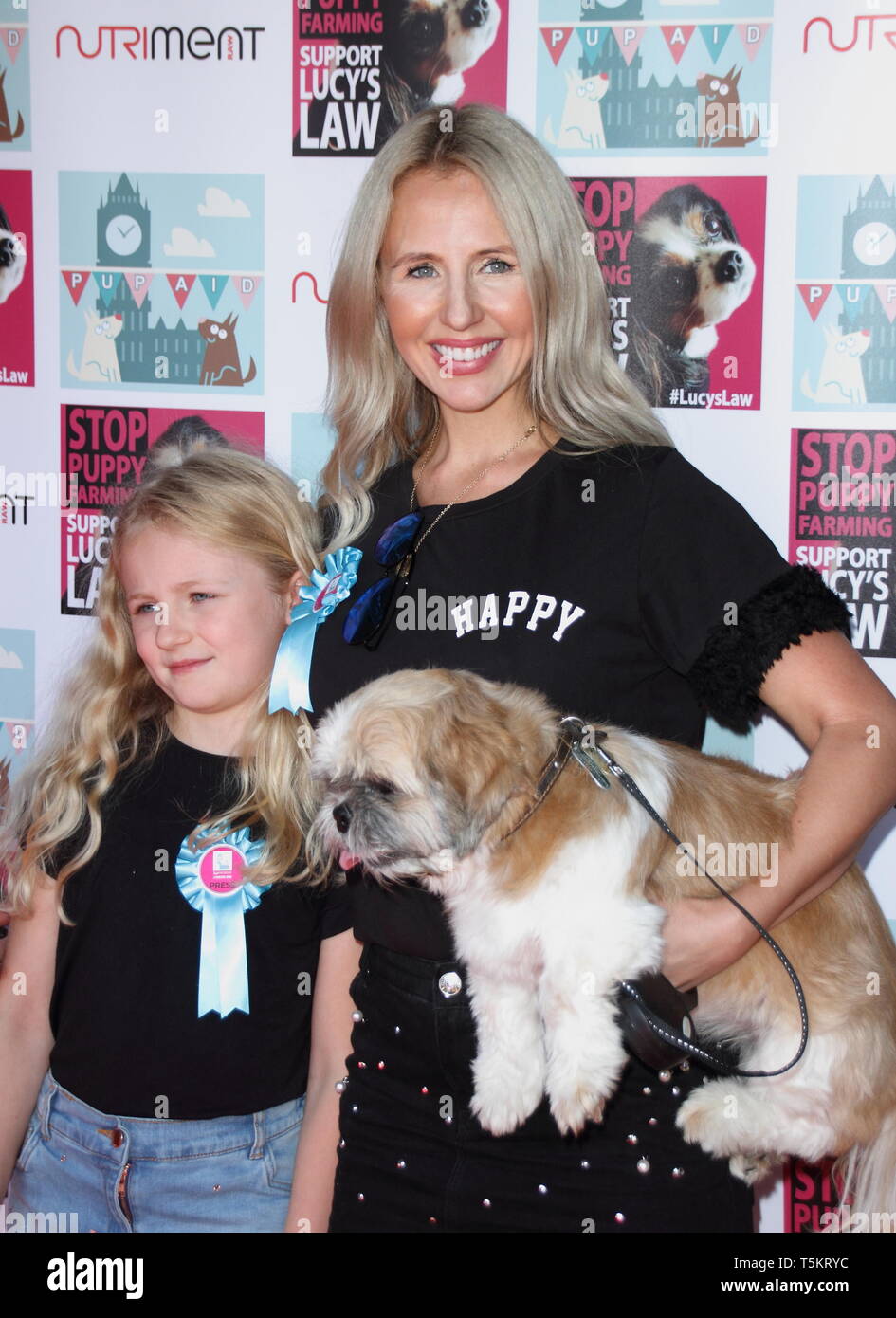 London.UK. Naomi Isted à PupAid 2018 Journée de sensibilisation à la ferme de chiot à Primrose Hill, Londres. 1er septembre 2018. Ref:LMK73-S1687-030918 Keith Mayhew/WWW.LMKMEDIA.COM Médias Historique Banque D'Images