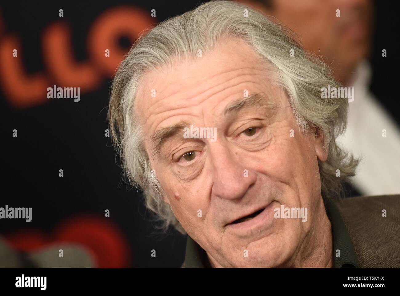 Robert De Niro à arrivés pour la soirée d'ouverture APOLLO en première mondiale au Festival du film de Tribeca, l'Apollo Theatre, New York, NY Le 24 avril, 2019. Photo par : Kristin Callahan/Everett Collection Banque D'Images