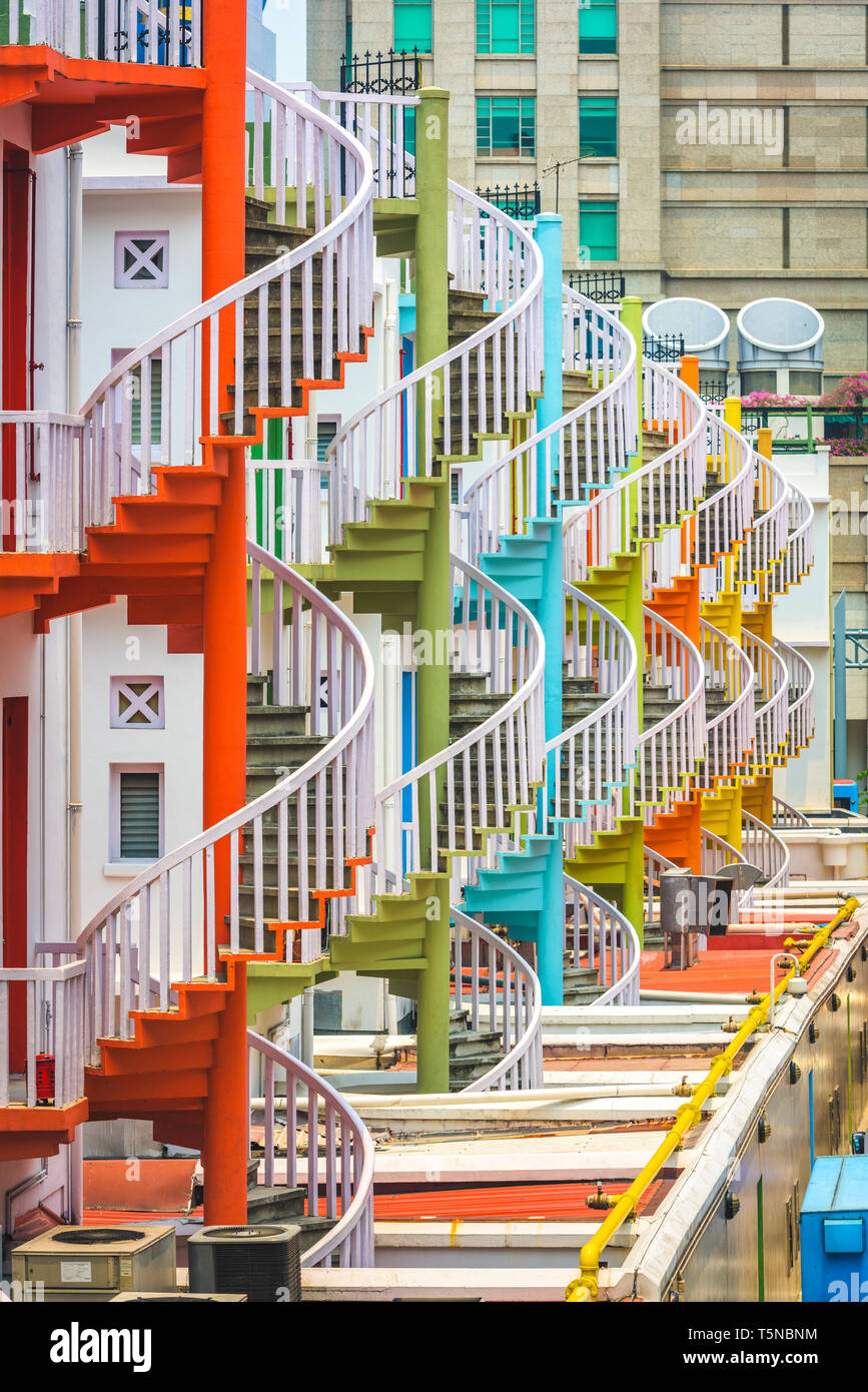 La ville de Singapour et d'escaliers en spirale. Banque D'Images
