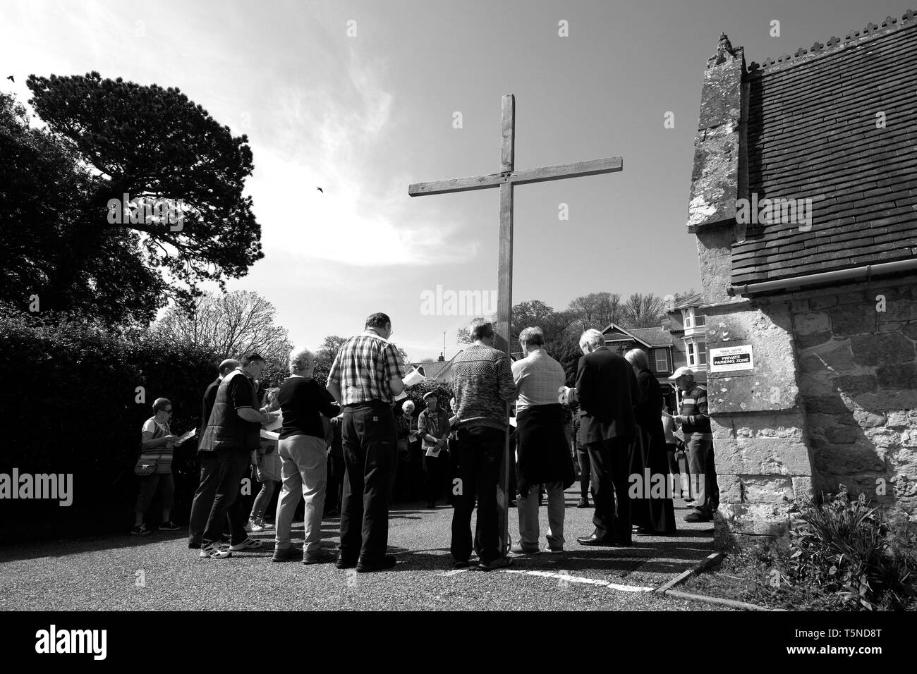 Procession de foi religieuse, le Vendredi Saint 2019, Ventnor, île de Wight, au Royaume-Uni. Banque D'Images