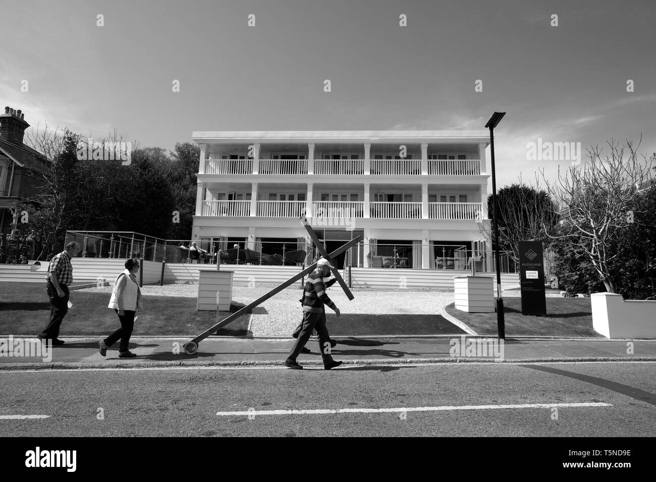 Procession de foi religieuse, le Vendredi Saint 2019, Ventnor, île de Wight, au Royaume-Uni. Banque D'Images