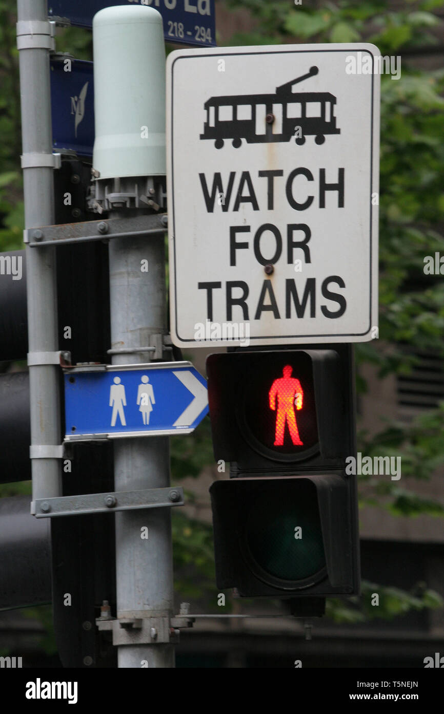 WATCH POUR TRAMWAYS SIGNE, Swanston Street, Melbourne, Victoria. L'Australie. Banque D'Images