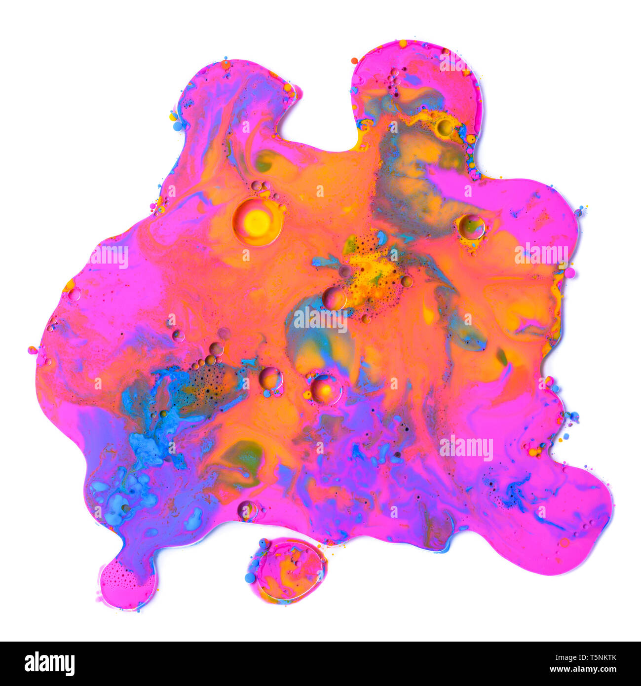 Peinture mixte colorés splat isolé sur fond blanc Banque D'Images