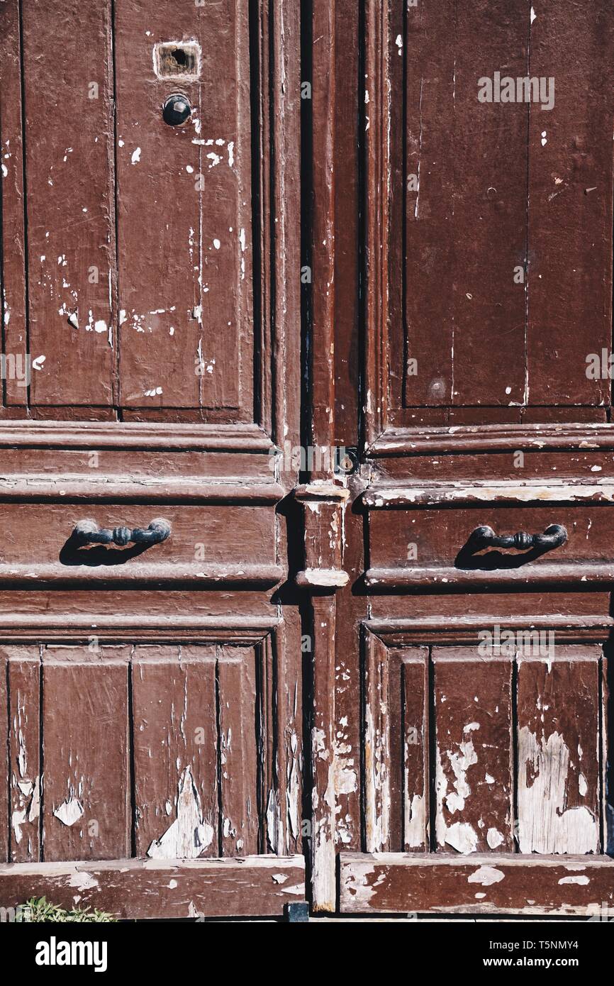 Vieille porte en bois à la Chambre sur la rue dans la ville de Bilbao espagne Banque D'Images