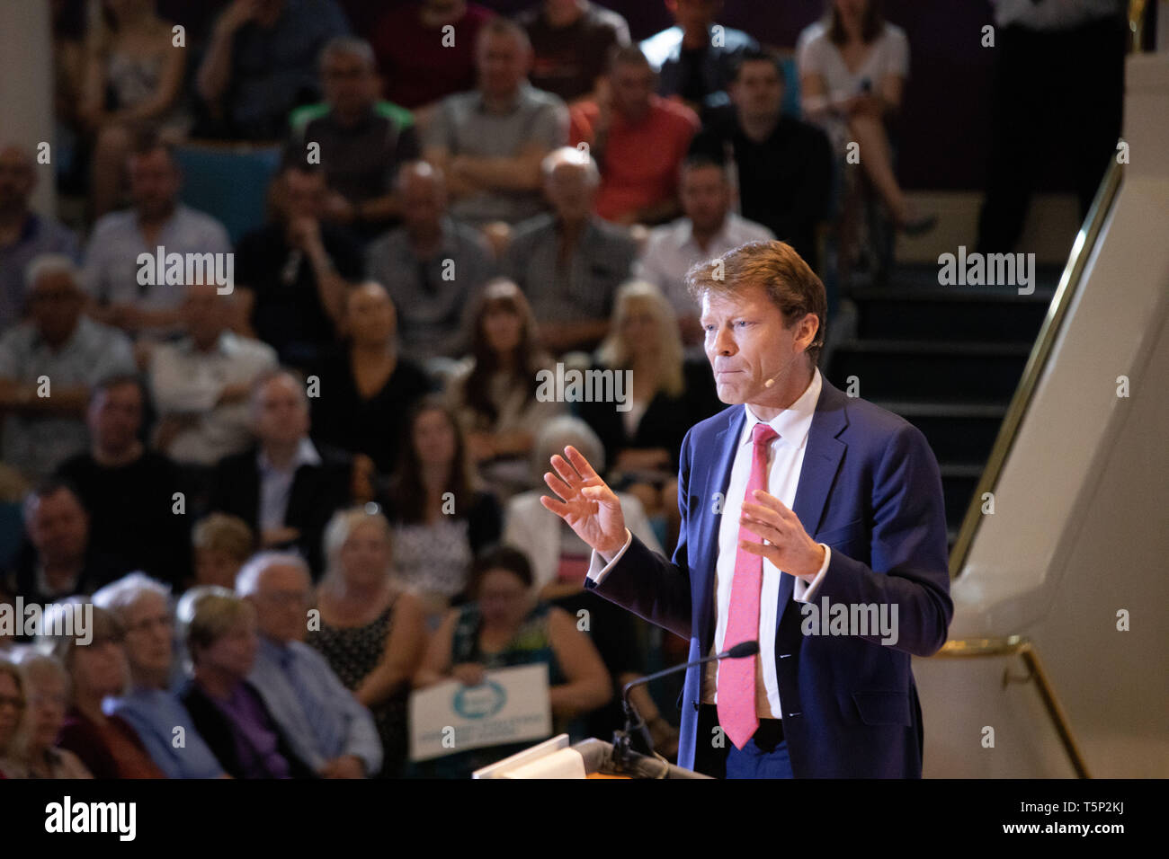 Brexit Partie Président Richard Tice s'exprimant lors d'une manifestation tenue à l'Albert Hall Conference Centre, Nottingham. Banque D'Images