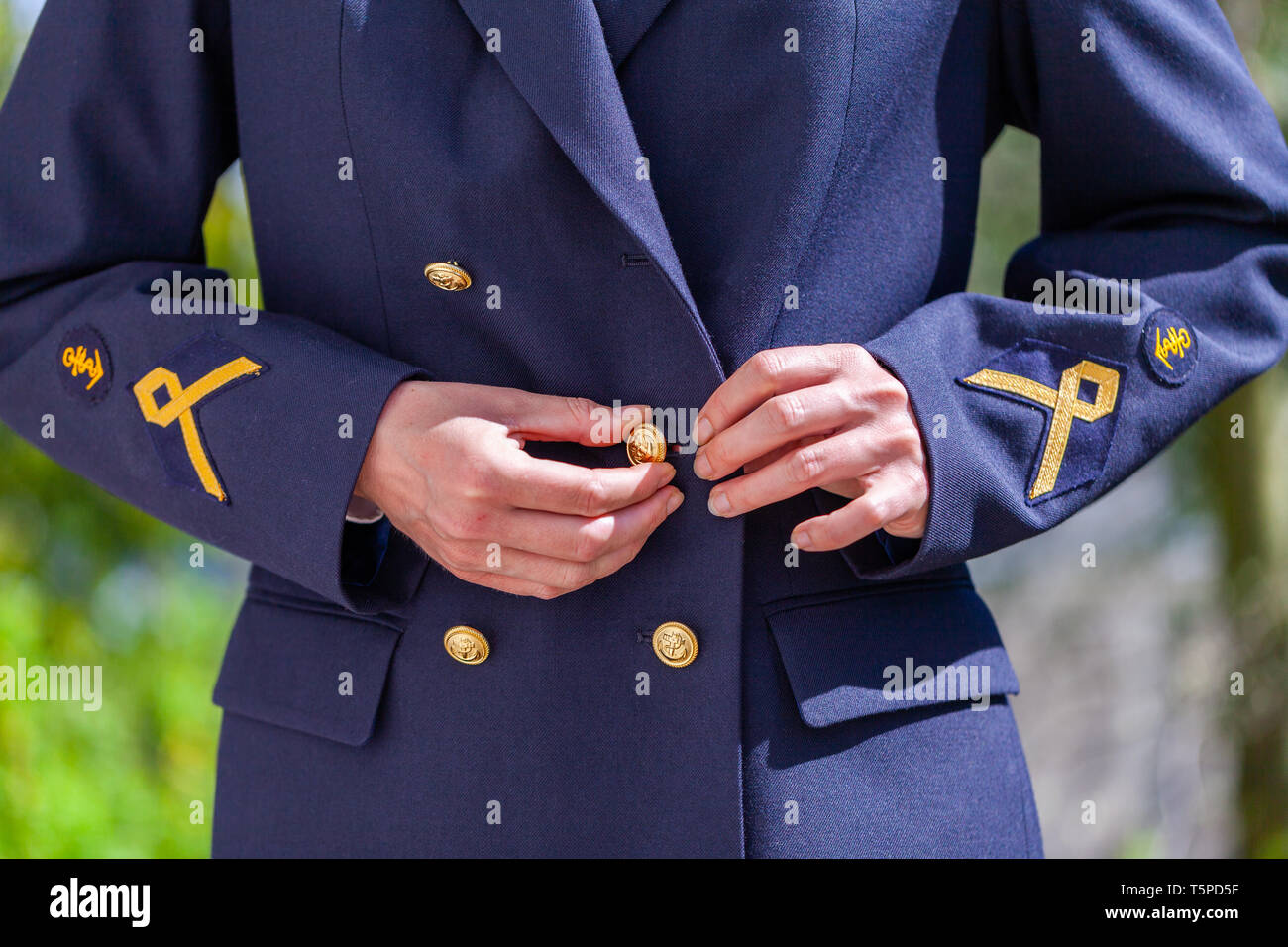 Femme dans un uniforme militaire de la Bundeswehr allemande Banque D'Images