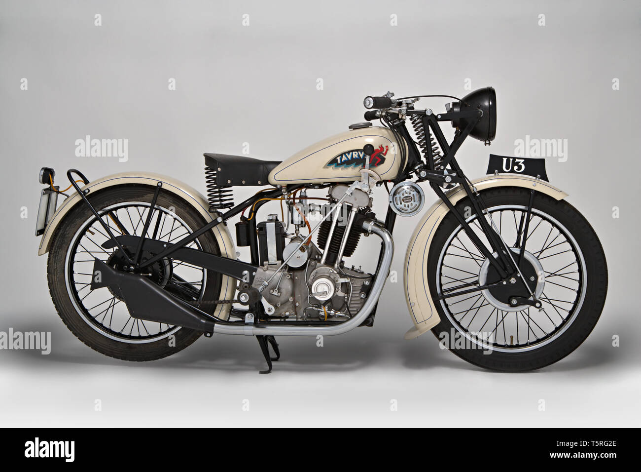 Moto d'epoca 175 Taurus Marca : Taureau modello : 175 U3 nazione : Milano - Italia e Modena anno : 1934 conditions : restaurata cilindrata : Banque D'Images
