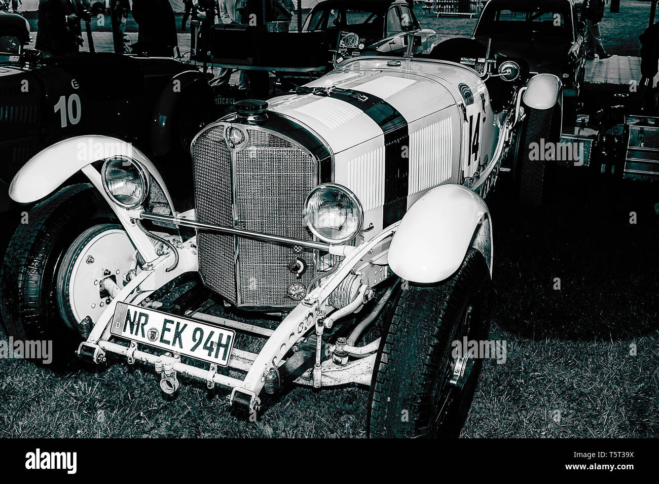 Un 1920 Mercedes Benz SSK 710 voiture de piste sur l'affichage à Goodwood Revival 2017 Banque D'Images