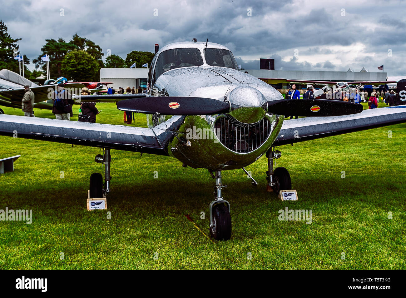 Un nord-américain 1947 L-17A Navion en exposition statique à Goodwood Revival 2017 Banque D'Images