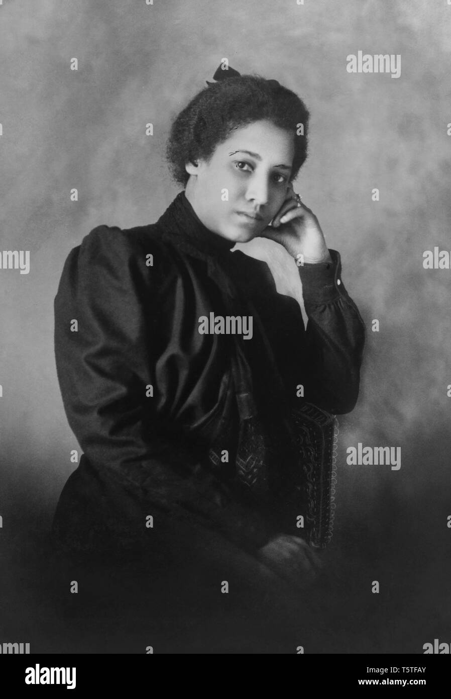 Mamie Westmorland, instituteur, mi-portrait, Thomas E. Askew, 1899 Banque D'Images