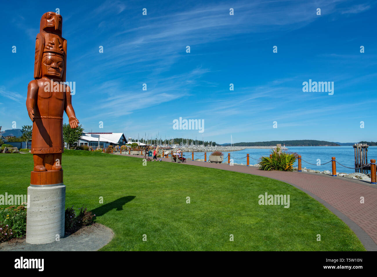 Le Canada, la Colombie-Britannique, Sidney, waterfront, Beacon Park, la sculpture sur bois Banque D'Images