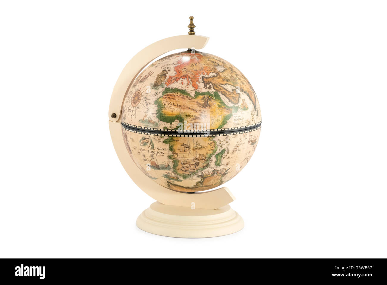 Old vintage globe avec l'Afrique au premier plan isolé sur fond blanc Banque D'Images